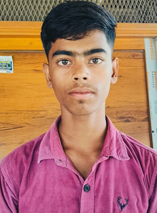 Student Photo Not Available